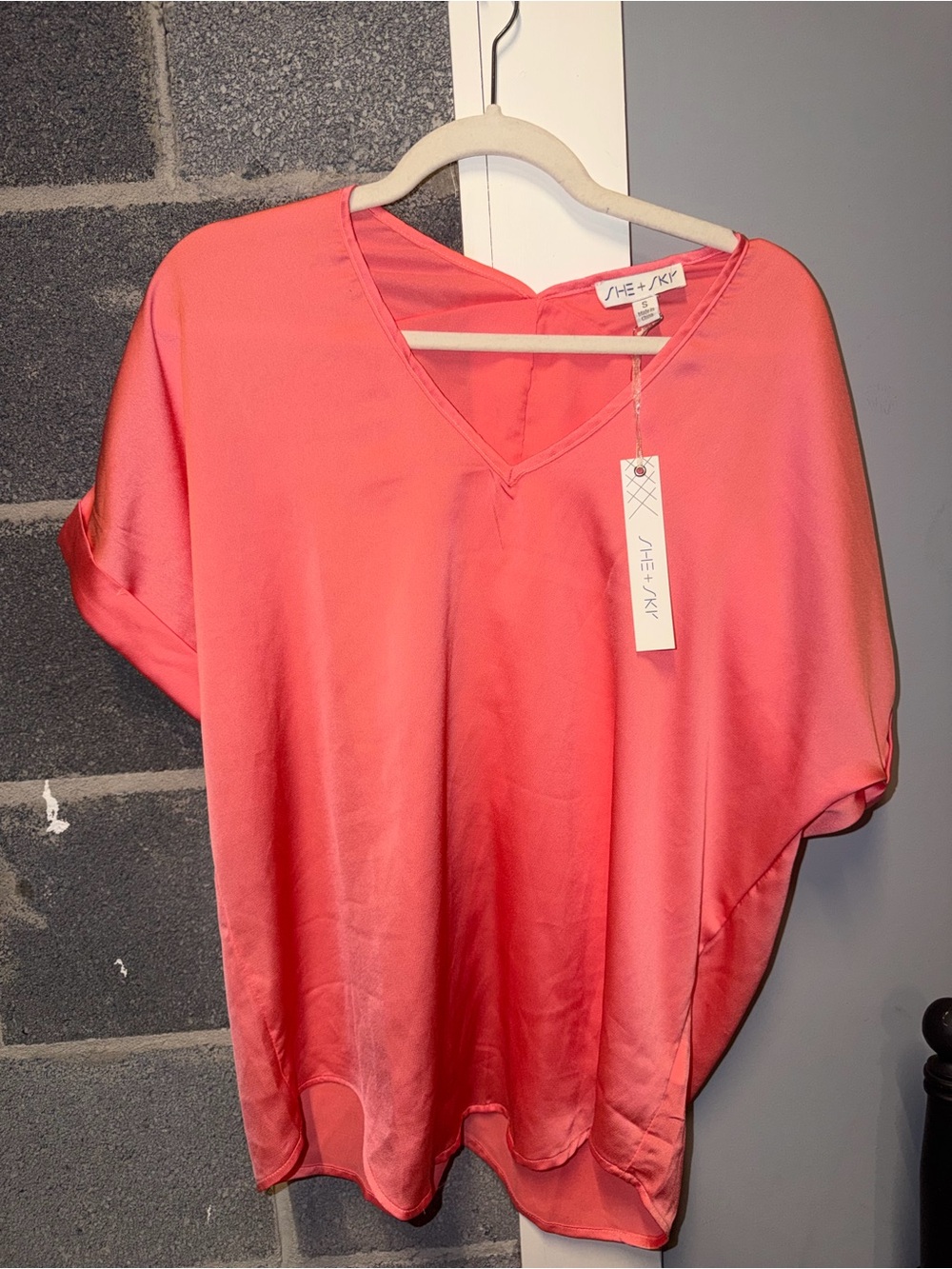 She + Sky Coral V-Neck Dolman Top